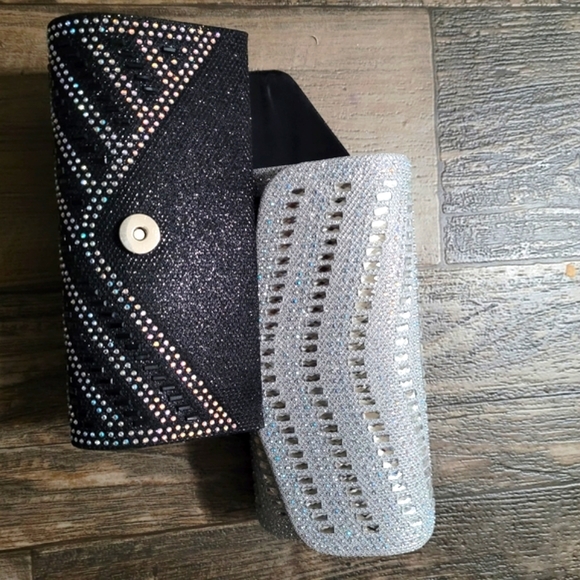 Evening Clutch in Black & Silver Stones - Picture 2 of 6